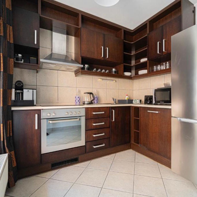 Durable L Shaped Stainless Steel Kitchen Cabinet - Mildew Proof, Storage Area