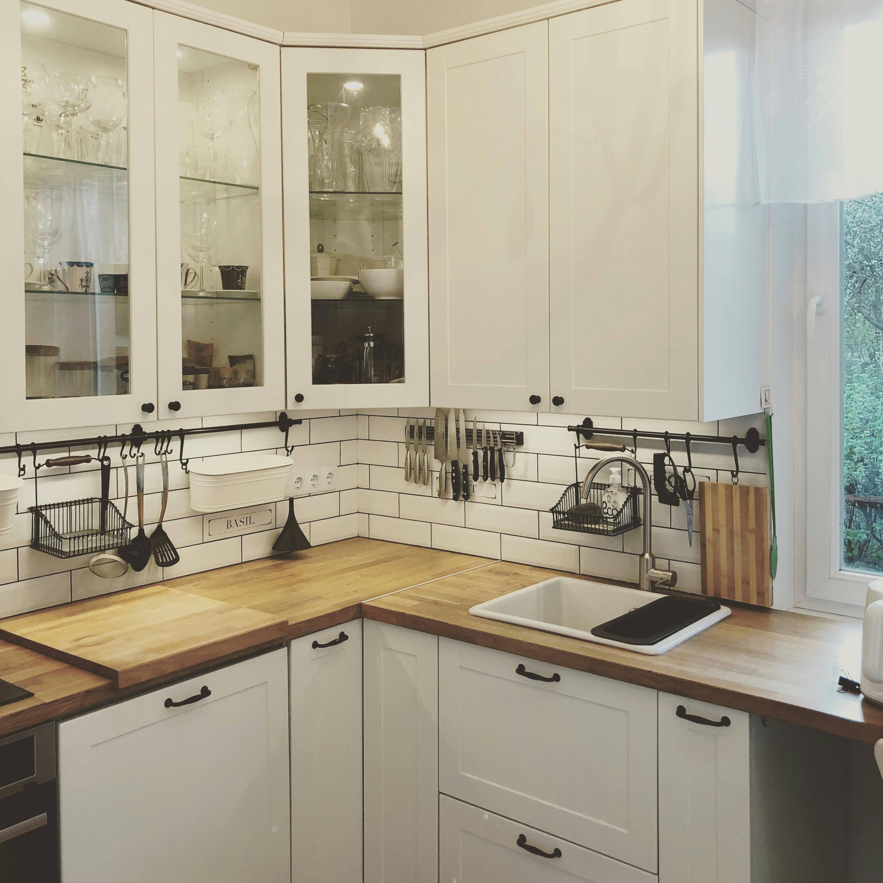 Customized L Shaped 304 Stainless Steel Kitchen Cabinet - Anti Insect, Scratch-Resistant
