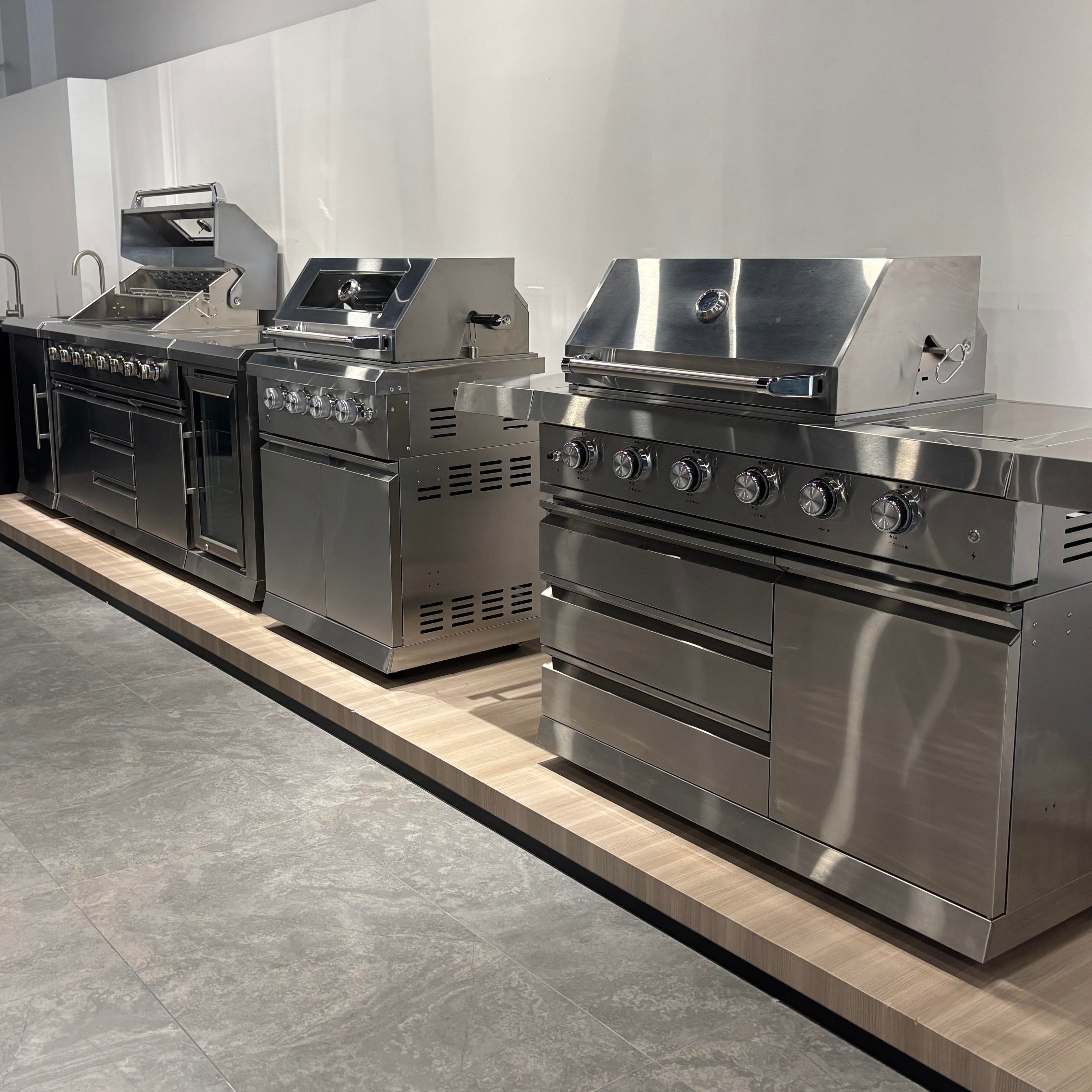 Metallic Texture Modular SS304 Stainless Steel Outdoor Kitchen Sink With Refrigerator